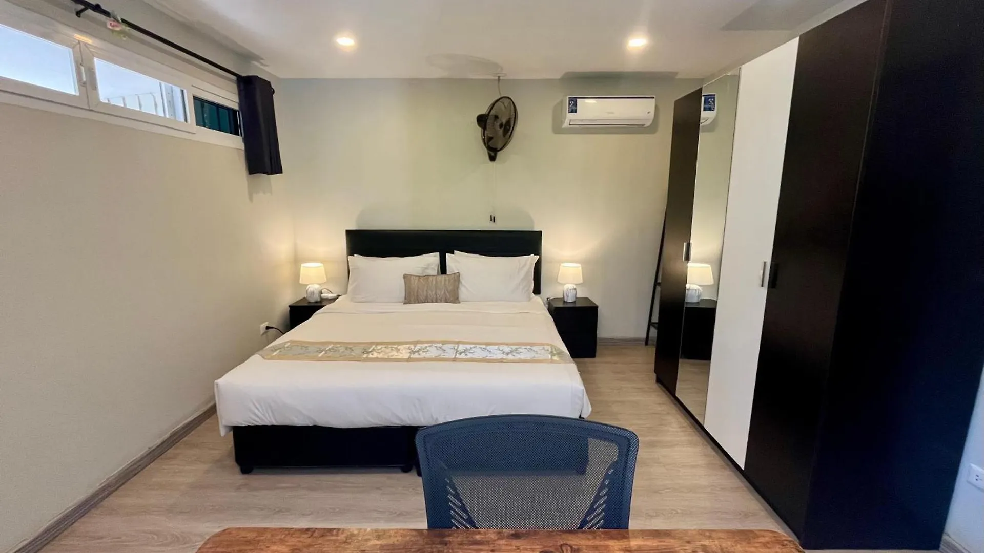 Lanta Sunshine Residence Apt 1 One Bed Apartment With Ac And Work Space Ko Lanta